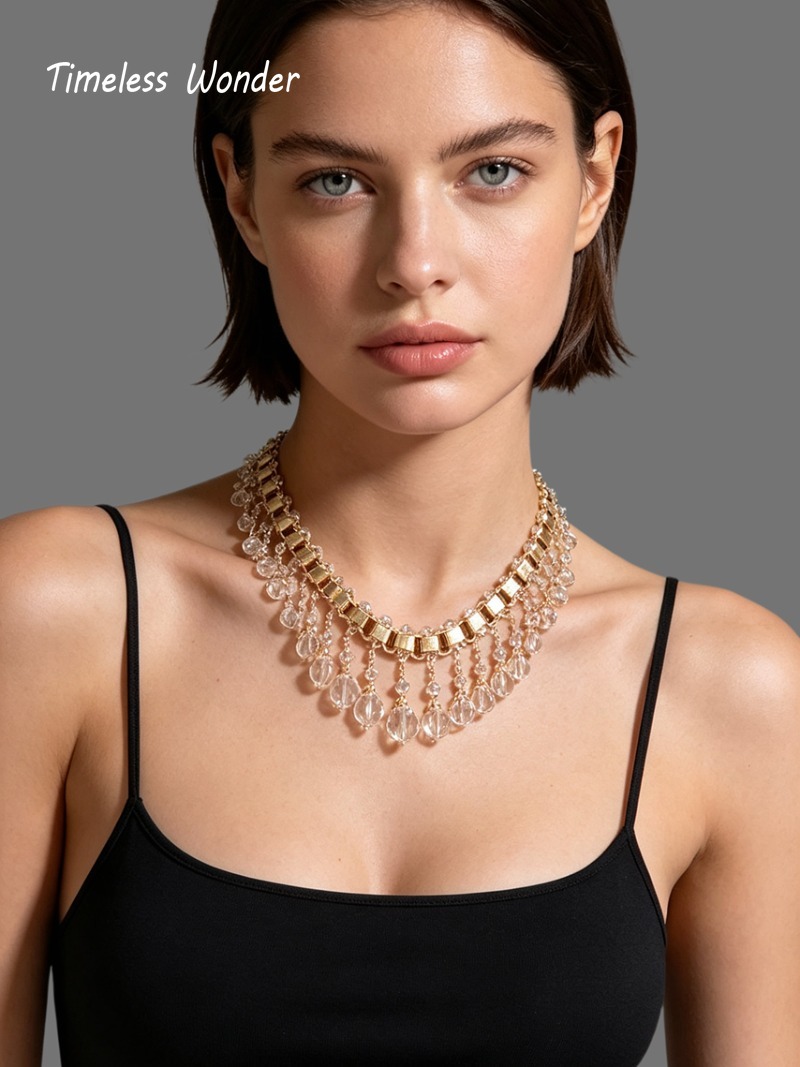 Zeitlose Wunderhafte Kristall- – Vintage Fashion Runway Bewertung und Preis