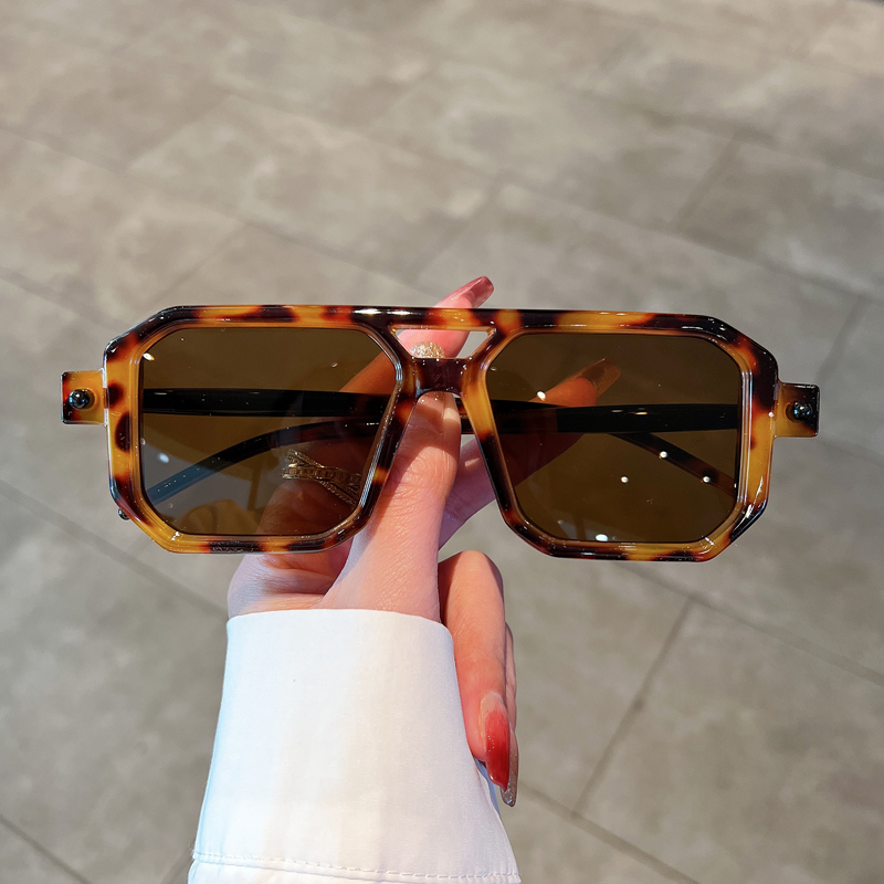 KAMMPT Vintage Quadratische So – Vintage Fashion Brands Bewertung und Preis